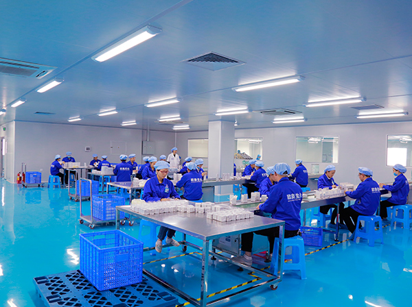 化妝品加工廠需要防范哪些風(fēng)險(xiǎn)