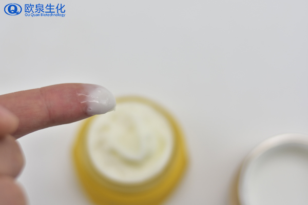 美妝廠家：活性修護霜的作用你知道嗎？-歐泉生化