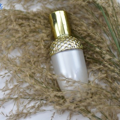 靚白精華真正起作用的是這幾樣成分！